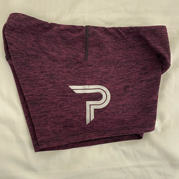 Past Parallel Performance Shorts - Picture 3 of 4